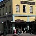 Hi-Victoria